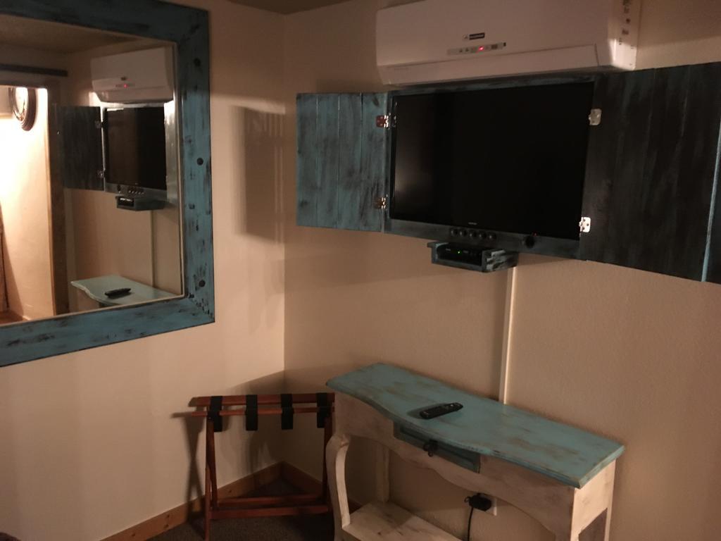 Globetrotter Lodge Холбрук Экстерьер фото